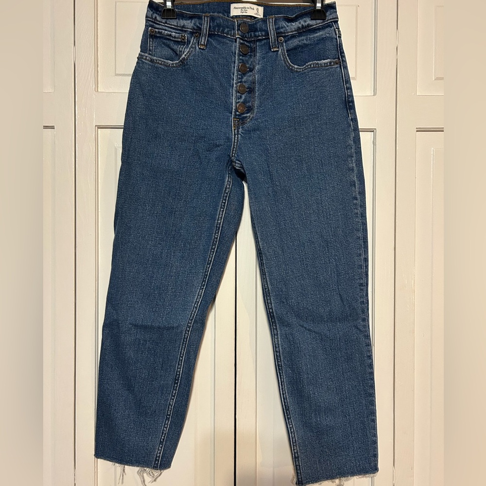 Abercrombie & Fitch The Mom High Rise Jeans Size 4